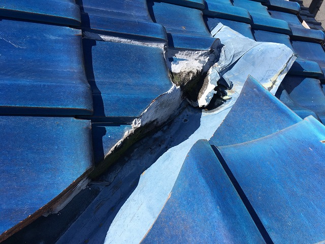 雨漏りしやすい谷板金